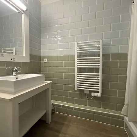 Apartman T2 Avec Piscine Chauffee Et Spa A - 4 Couchages - Fr-1-246c-29 *